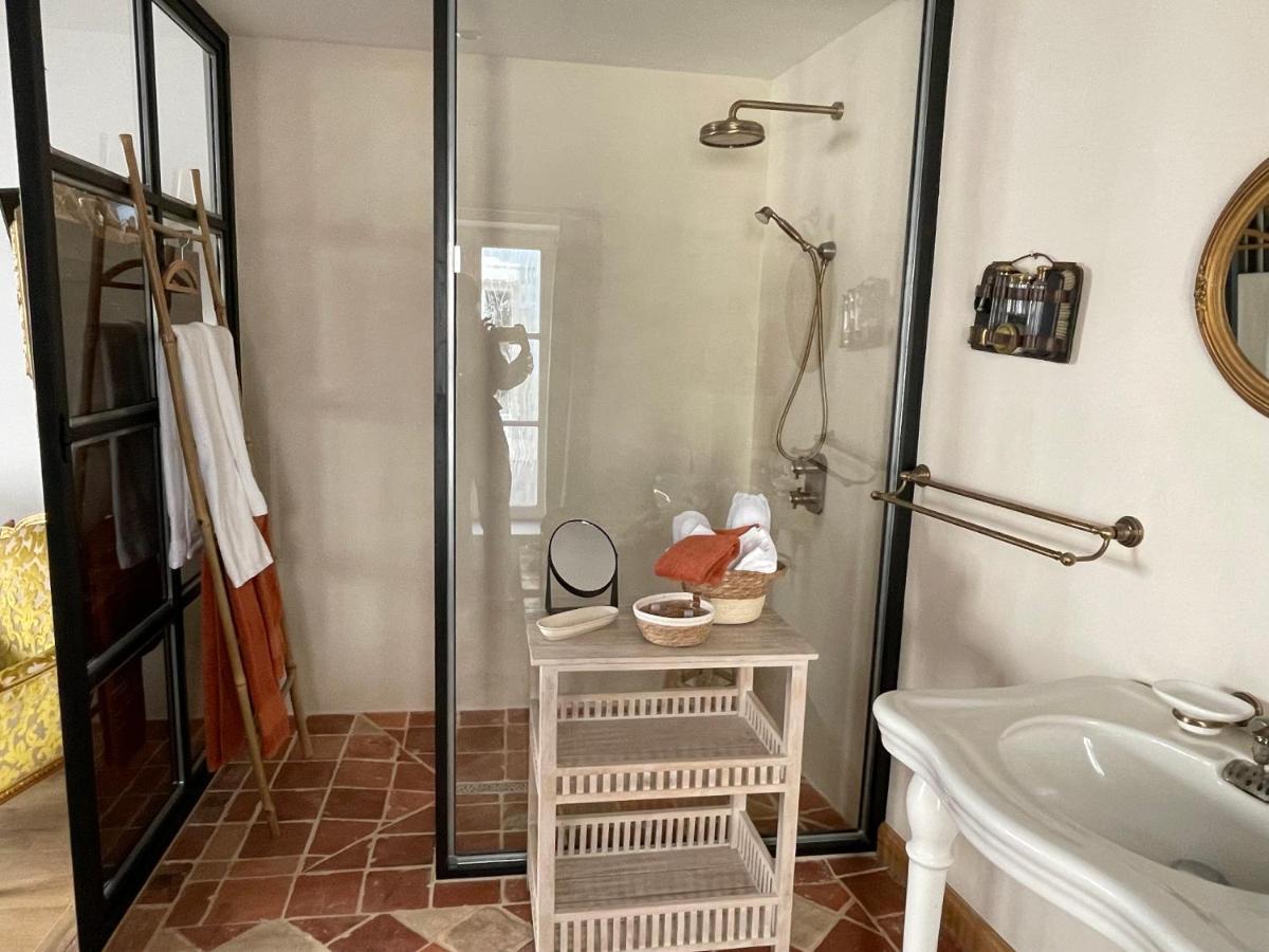 L'Orangerie Bed & Breakfast นูฟชาโตว์ ภายนอก รูปภาพ