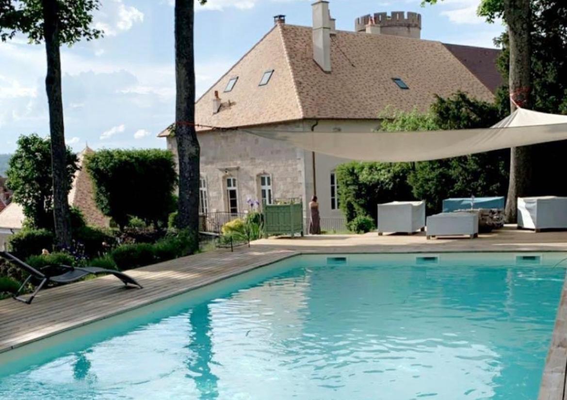 L'Orangerie Bed & Breakfast นูฟชาโตว์ ภายนอก รูปภาพ